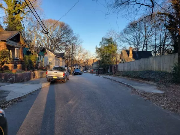 Atlanta, GA 30310,1234 Oak ST SW