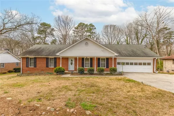 3261 Hidden Forest DR, Snellville, GA 30078