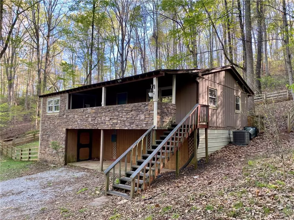 Dahlonega, GA 30533,338 Orchard Hill RD