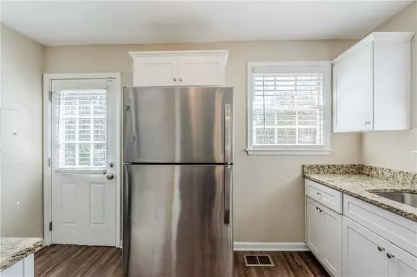 Decatur, GA 30032,1542 Columbia DR