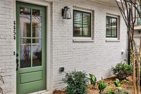 4454 Dandelion LN,  Atlanta,  GA 30342