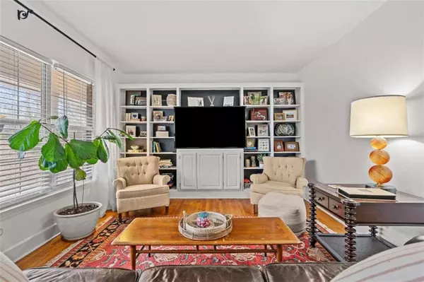 Gainesville, GA 30501,387 Hollywood CIR