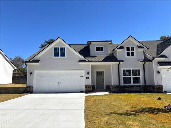 49 Village CT #5,  Cleveland,  GA 30528