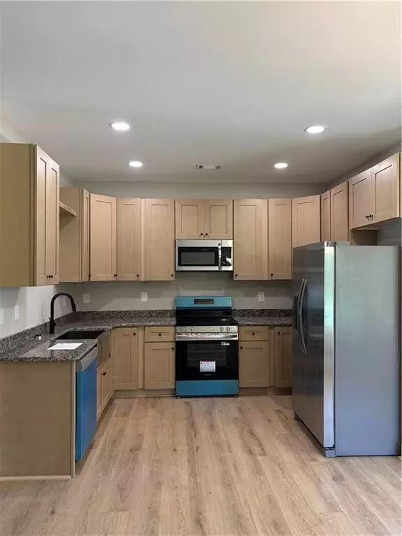 Covington, GA 30014,8141 Hickory DR