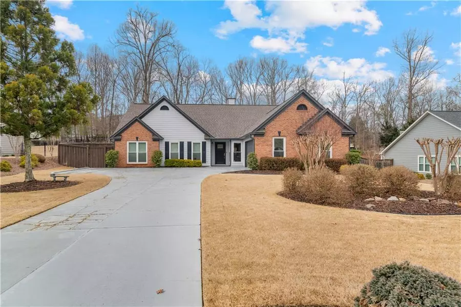 5587 Newberry Point DR, Flowery Branch, GA 30542