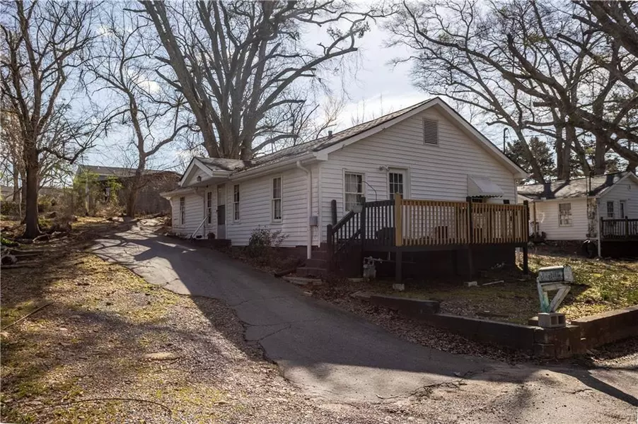 61 Daisy CIR, Canton, GA 30114