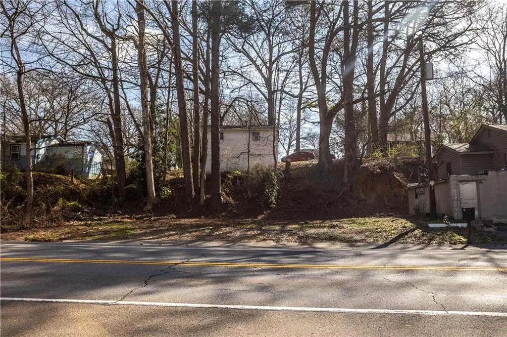 Canton, GA 30114,560 Waleska RD