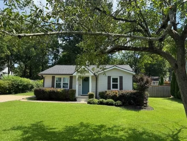 Smyrna, GA 30080,1060 Mclinden AVE SE