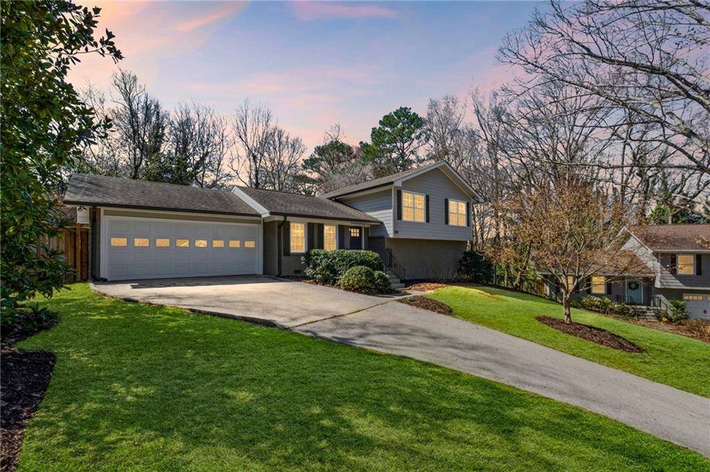 Roswell, GA 30075,260 Mansell CIR