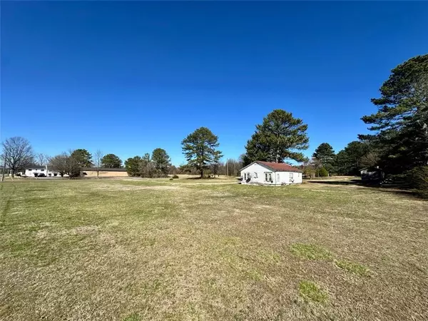 Calhoun, GA 30701,201 Porch Loop LOOP SE