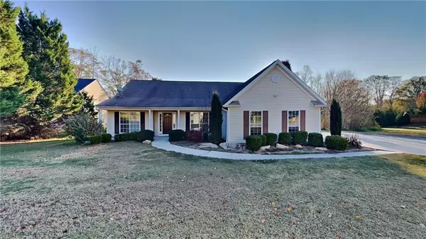 98 Wards Creek LN, Dallas, GA 30132