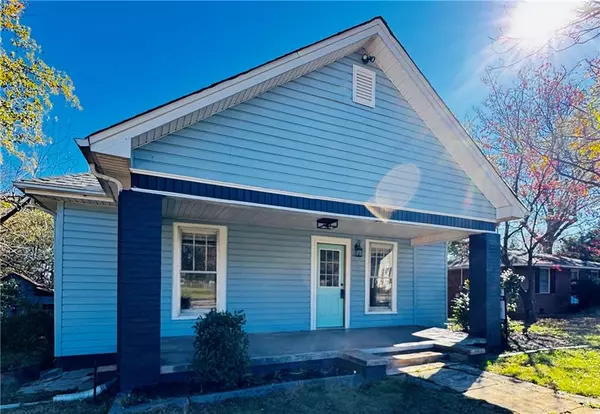 370 CLEVELAND ST, Elberton, GA 30635