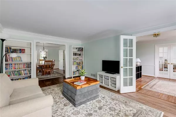 Sandy Springs, GA 30338,6805 Lisa LN