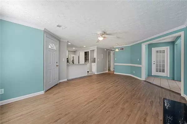 Brookhaven, GA 30319,1321 Keys Lake DR NE