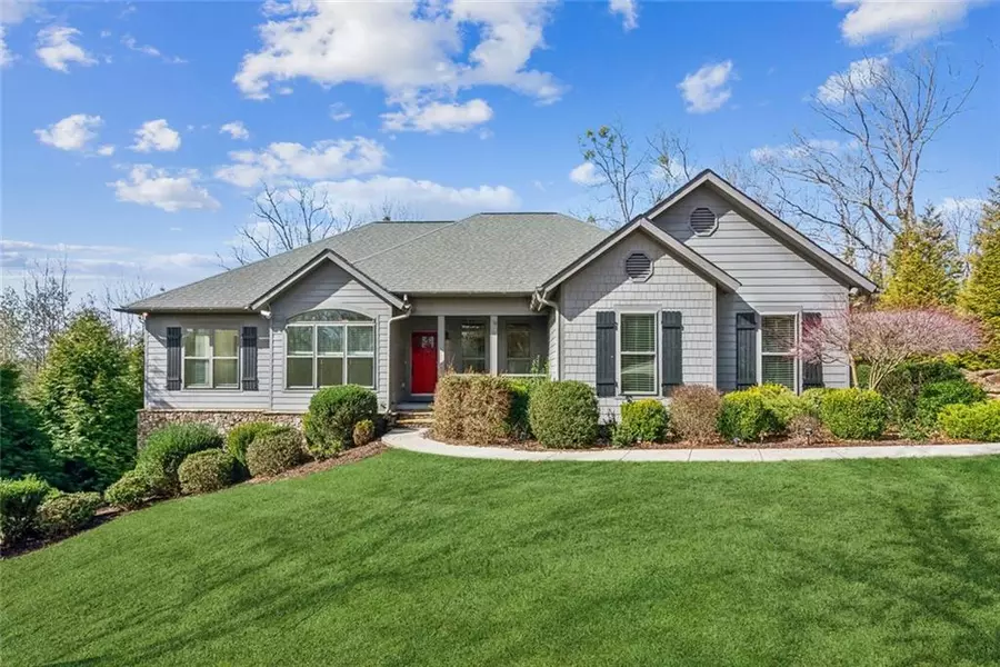 140 Forked Leaf RD, Cleveland, GA 30528