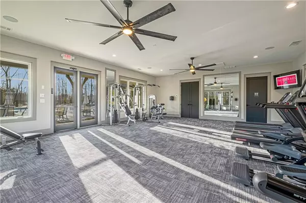 Hoschton, GA 30548,660 Crystal Lake Pkwy
