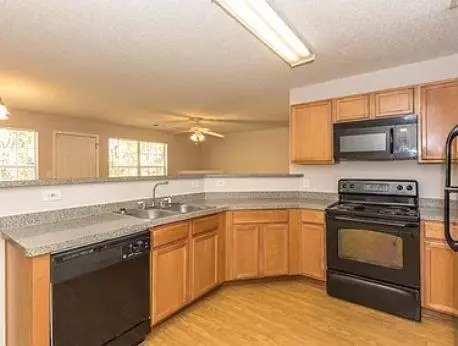 Atlanta, GA 30349,5171 HANOVER ST