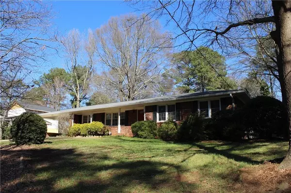 Roswell, GA 30075,995 Melody LN