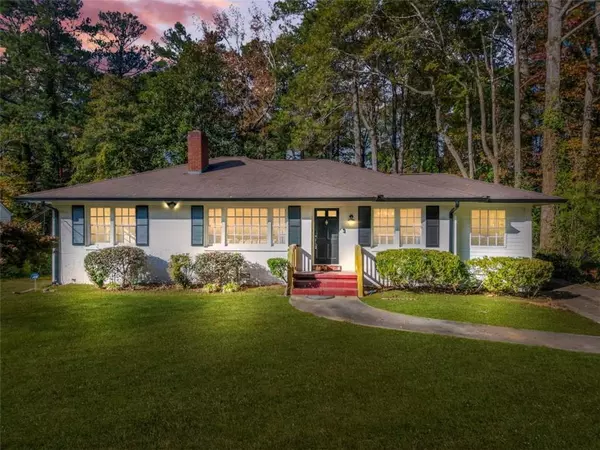 1403 Centra Villa DR, Atlanta, GA 30311