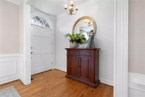Marietta, GA 30068,1207 WOODLAWN DR NE