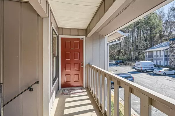 Tucker, GA 30084,3852 Woodridge WAY