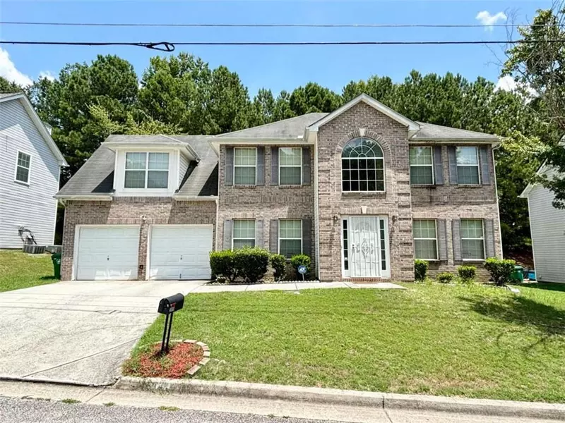 2054 Mulberry LN, Lithonia, GA 30058