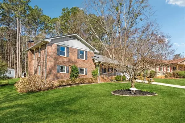 Stone Mountain, GA 30087,5129 VALLEY FORGE RD