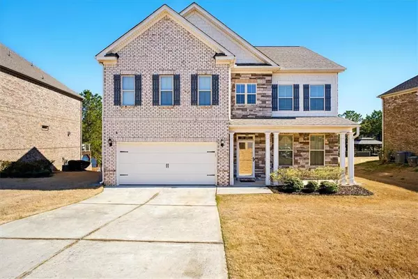 555 BIRKDALE DR, Fairburn, GA 30213