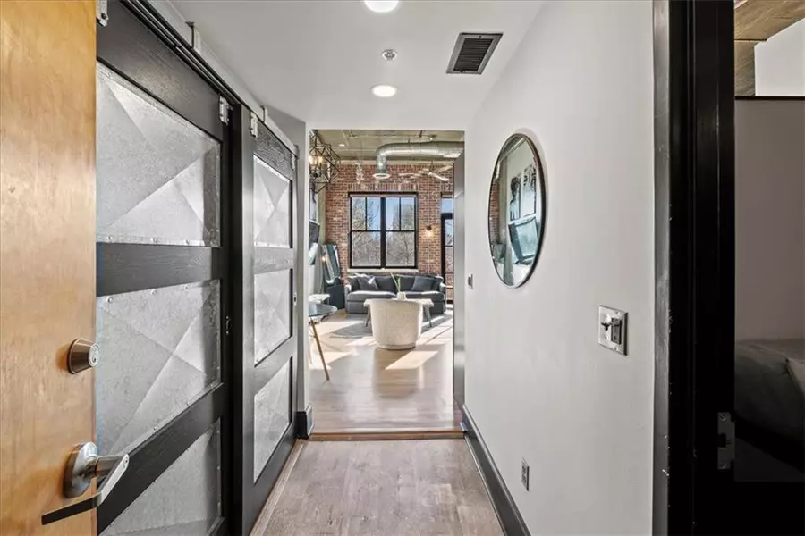 3235 Roswell RD NE #710, Atlanta, GA 30305