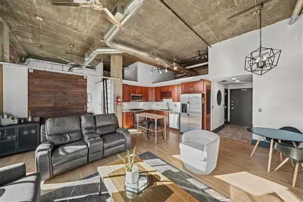 Atlanta, GA 30305,3235 Roswell RD NE #710