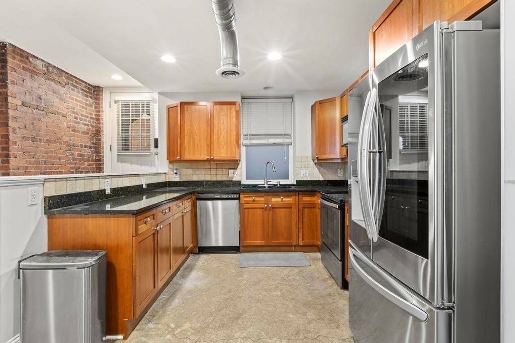Atlanta, GA 30306,616 N Highland AVE NE #13B