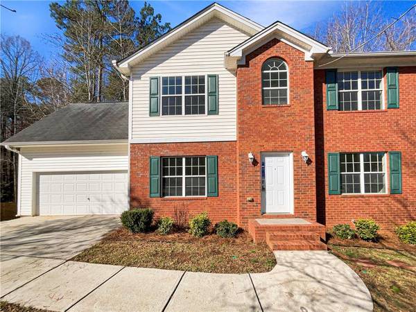 2011 Sandlake DR SW, Atlanta, GA 30331