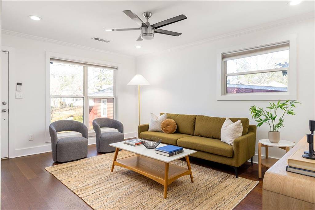 Atlanta, GA 30310,1244 Lorenzo DR SW