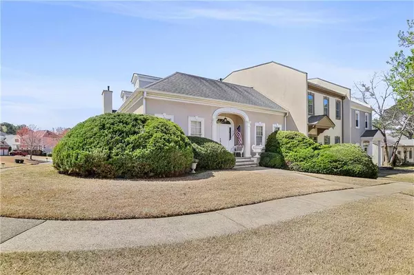 Alpharetta, GA 30022,9390 Knollcrest