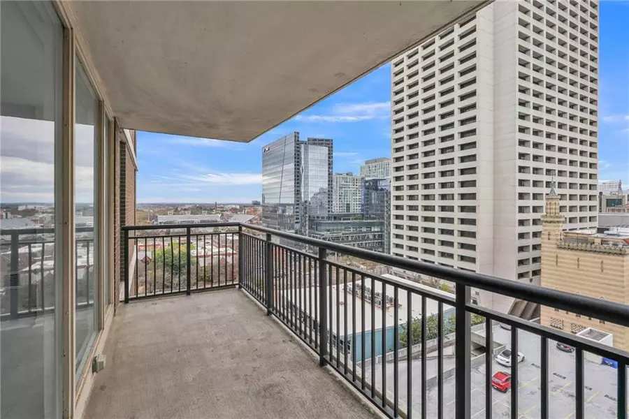 620 Peachtree ST NE #1413, Atlanta, GA 30308