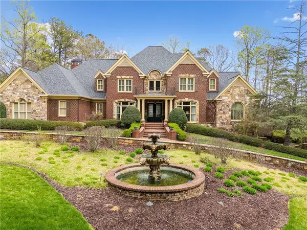 912 Lenora DR NW, Kennesaw, GA 30152