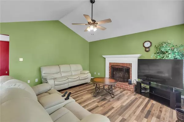Austell, GA 30106,5073 Hyacinth LN
