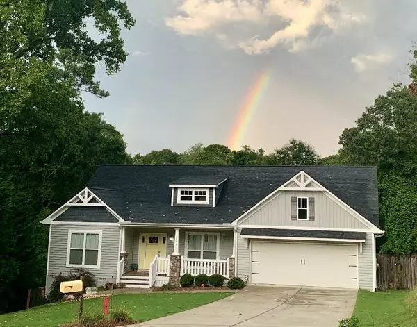 464 Holly PL, Gainesville, GA 30501