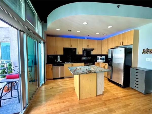 Atlanta, GA 30309,943 Peachtree ST NE #1603