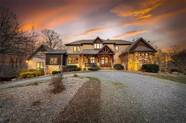 394 Snake Mountain RD, Blue Ridge, GA 30513