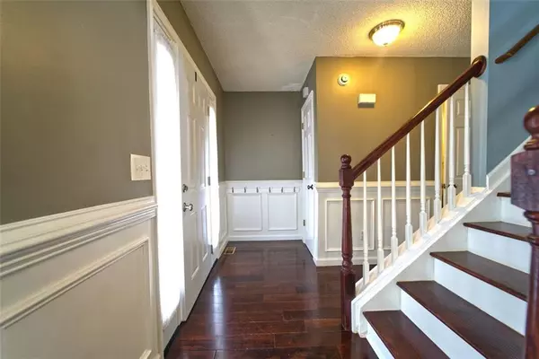 Acworth, GA 30102,5166 RIDGE TARN