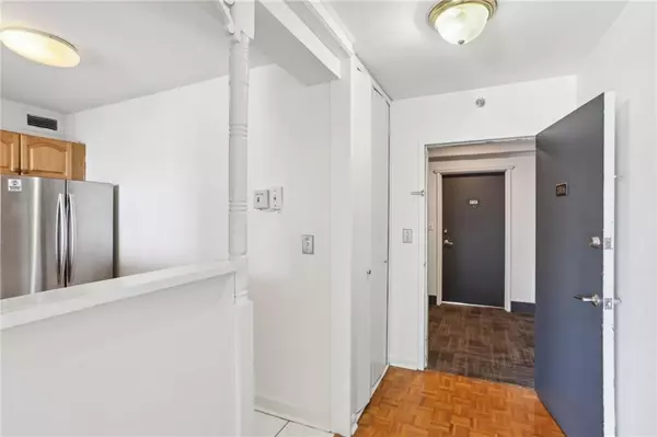 Atlanta, GA 30308,620 Peachtree ST NE #1806