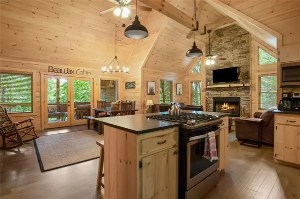 Blue Ridge, GA 30513,263 Windy Valley LN
