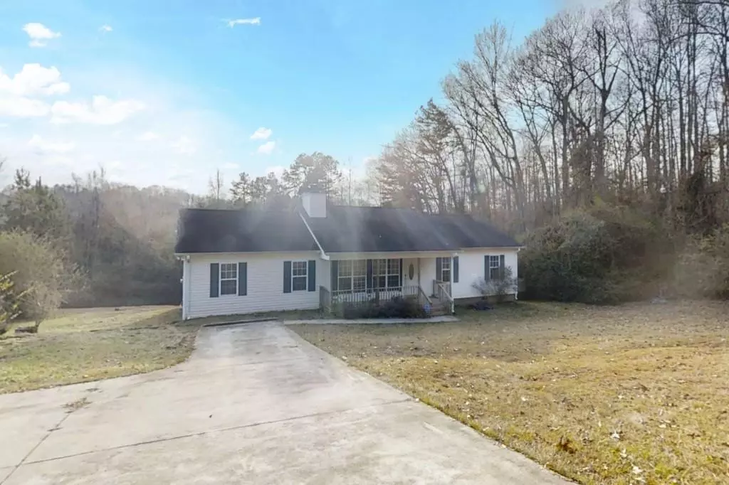 Toccoa, GA 30577,266 Old Oak Valley RD