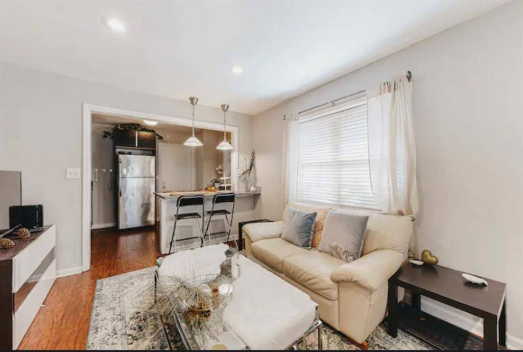 430 Lindbergh DR, Atlanta, GA 30305