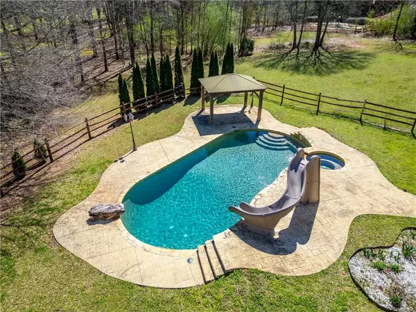 Monroe, GA 30656,8531 Parkview CT