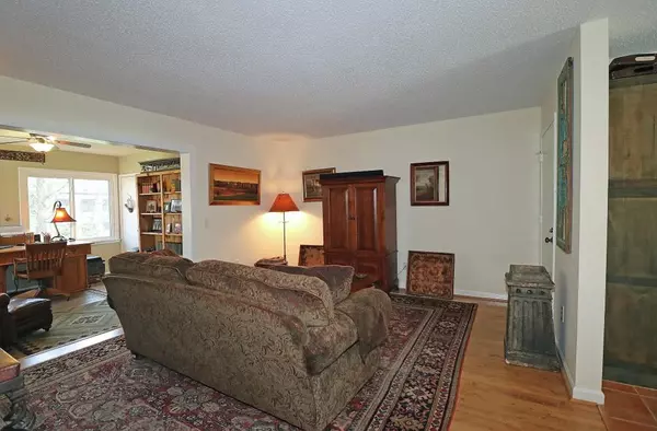 Atlanta, GA 30327,47 Monet CT NW