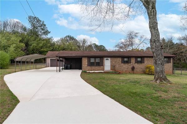 3811 Lavilla DR, Powder Springs, GA 30127