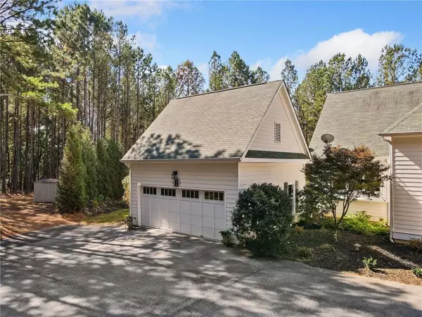Waleska, GA 30183,424 Cable RD