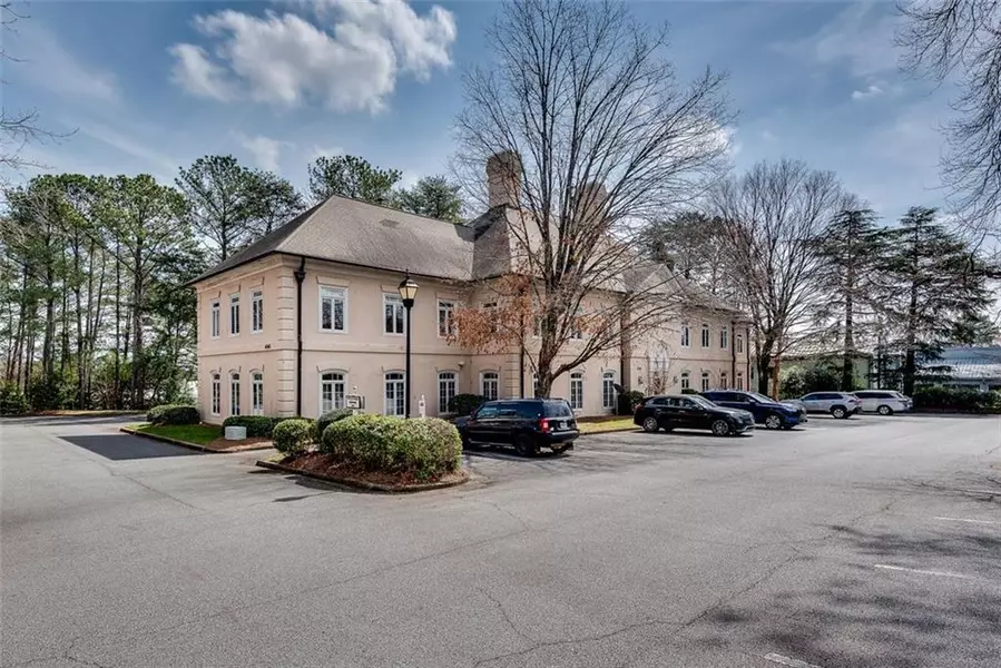 6065 LAKE FORREST DR NW #Suite 170, Atlanta, GA 30328